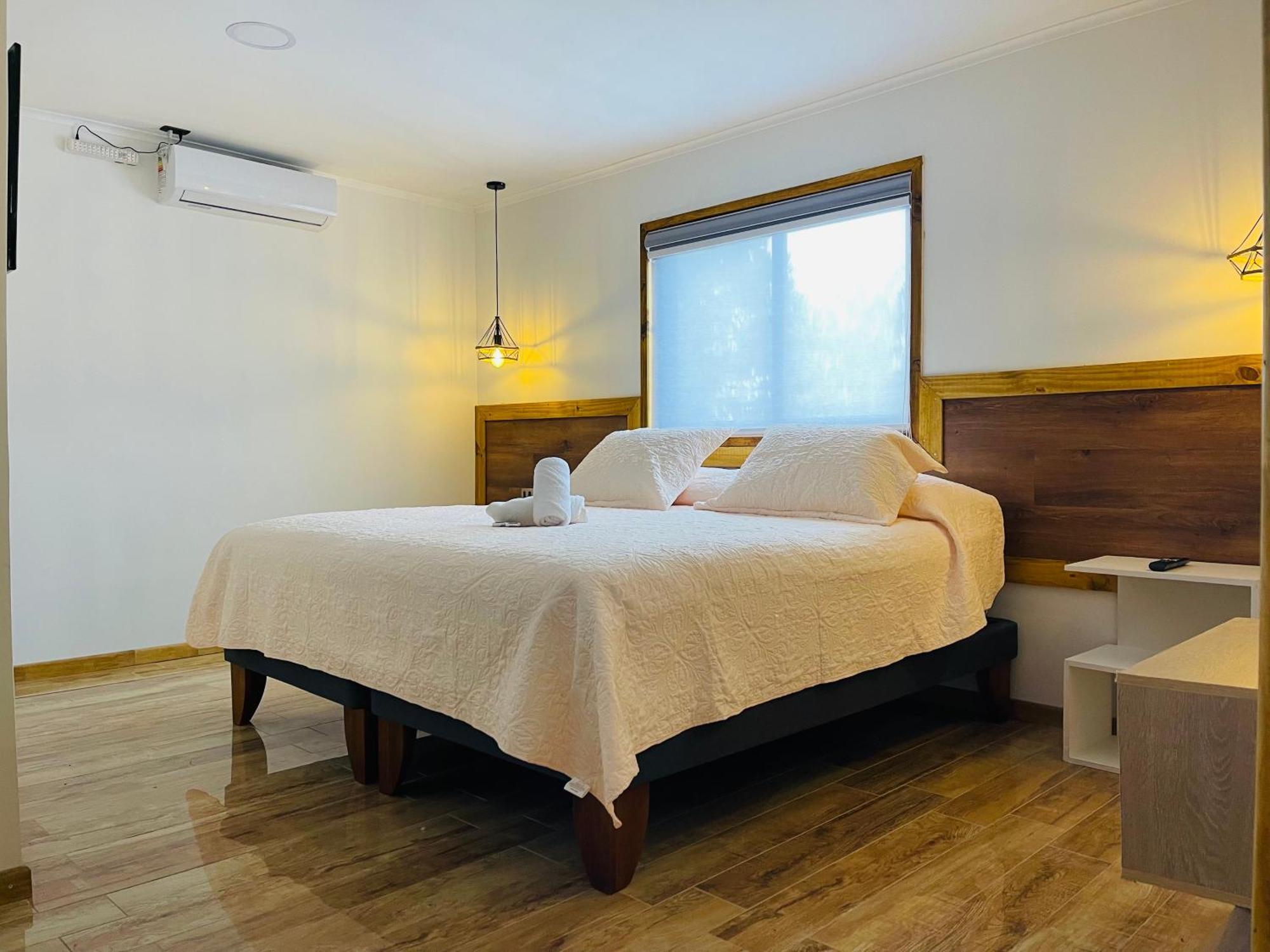 Residencial Victoria Said Hotel Линарес Екстериор снимка