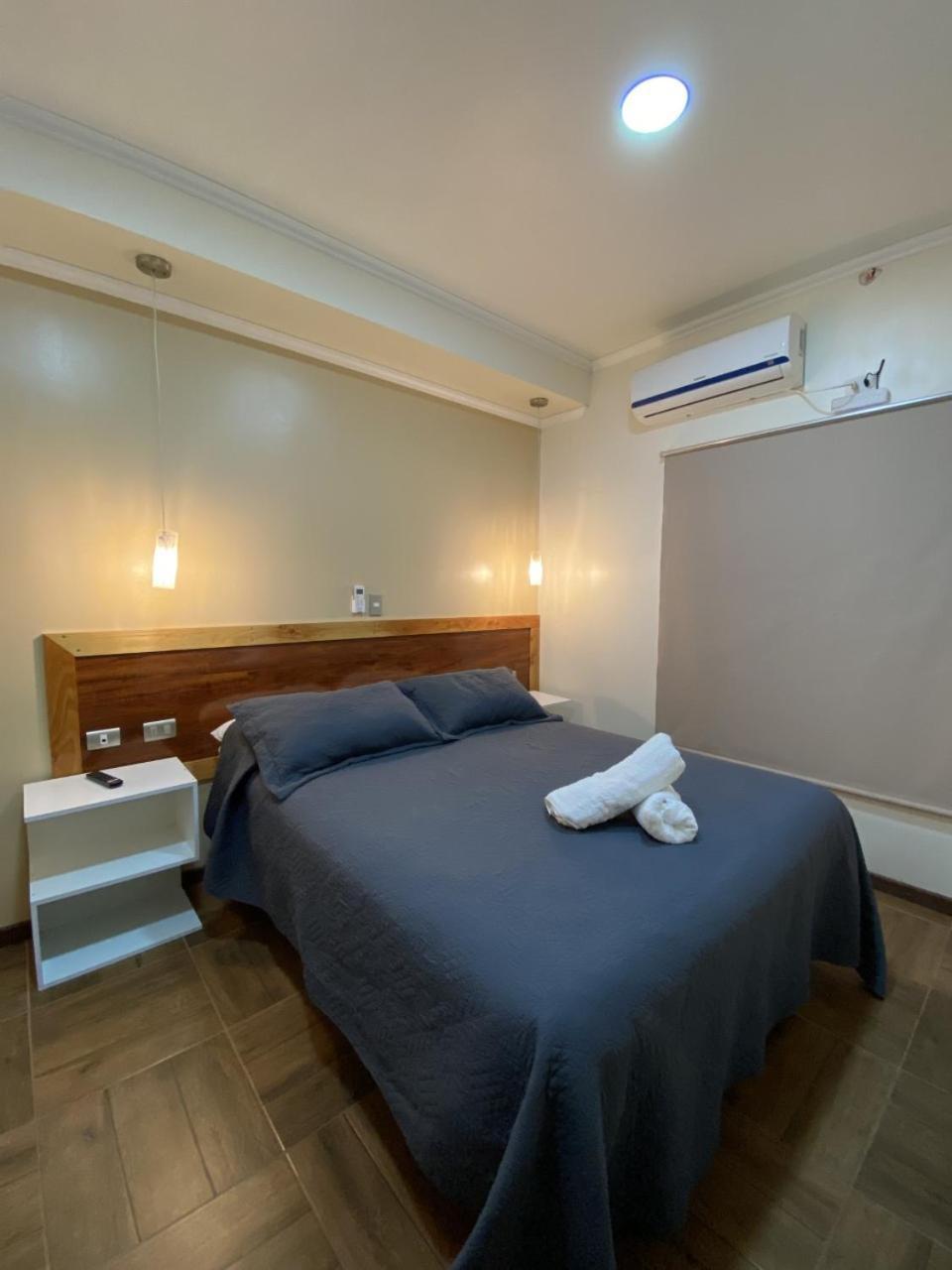 Residencial Victoria Said Hotel Линарес Екстериор снимка