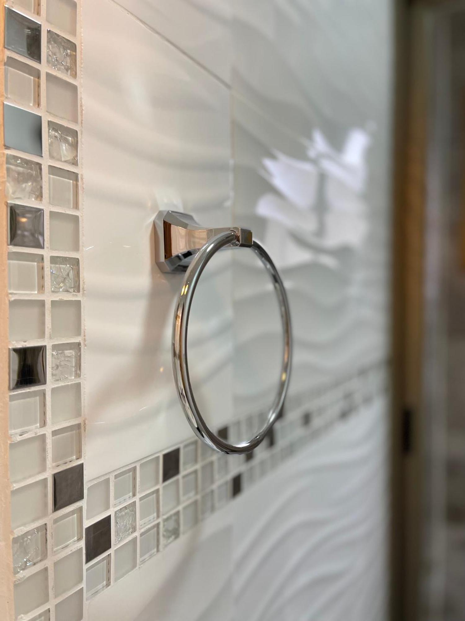 Residencial Victoria Said Hotel Линарес Екстериор снимка