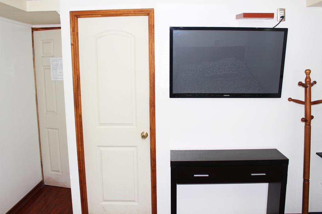 Residencial Victoria Said Hotel Линарес Екстериор снимка