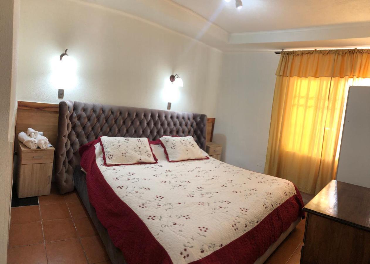Residencial Victoria Said Hotel Линарес Екстериор снимка